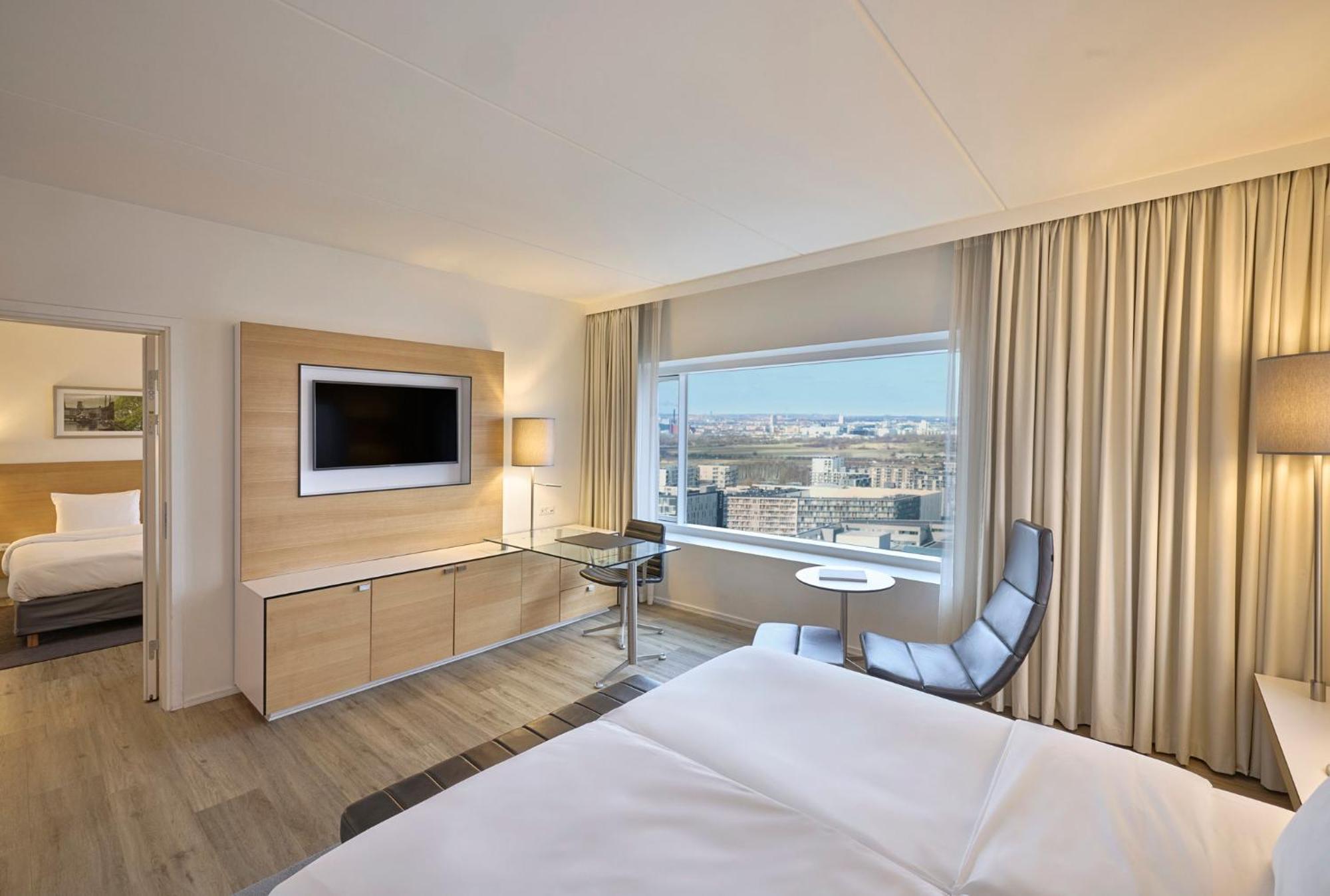 Crowne Plaza Copenhagen Towers By Ihg Hotel Екстериор снимка