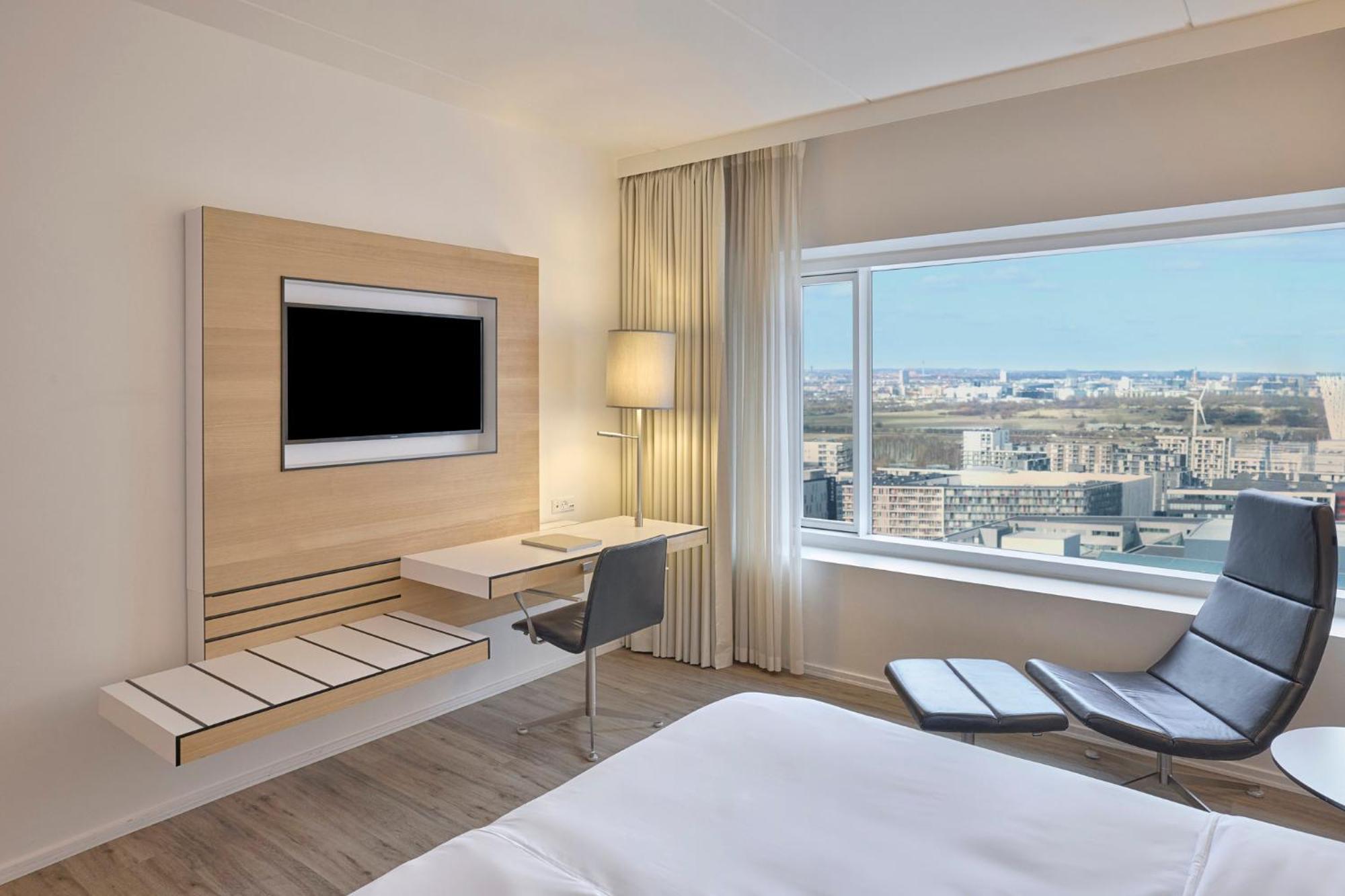 Crowne Plaza Copenhagen Towers By Ihg Hotel Екстериор снимка