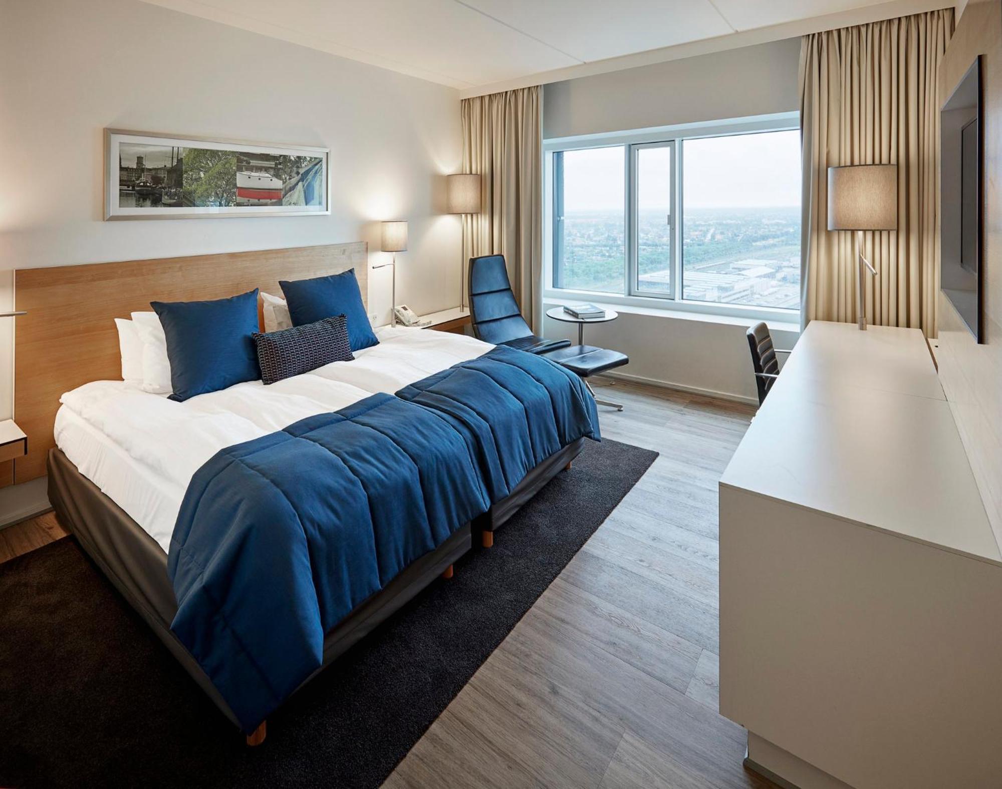 Crowne Plaza Copenhagen Towers By Ihg Hotel Екстериор снимка